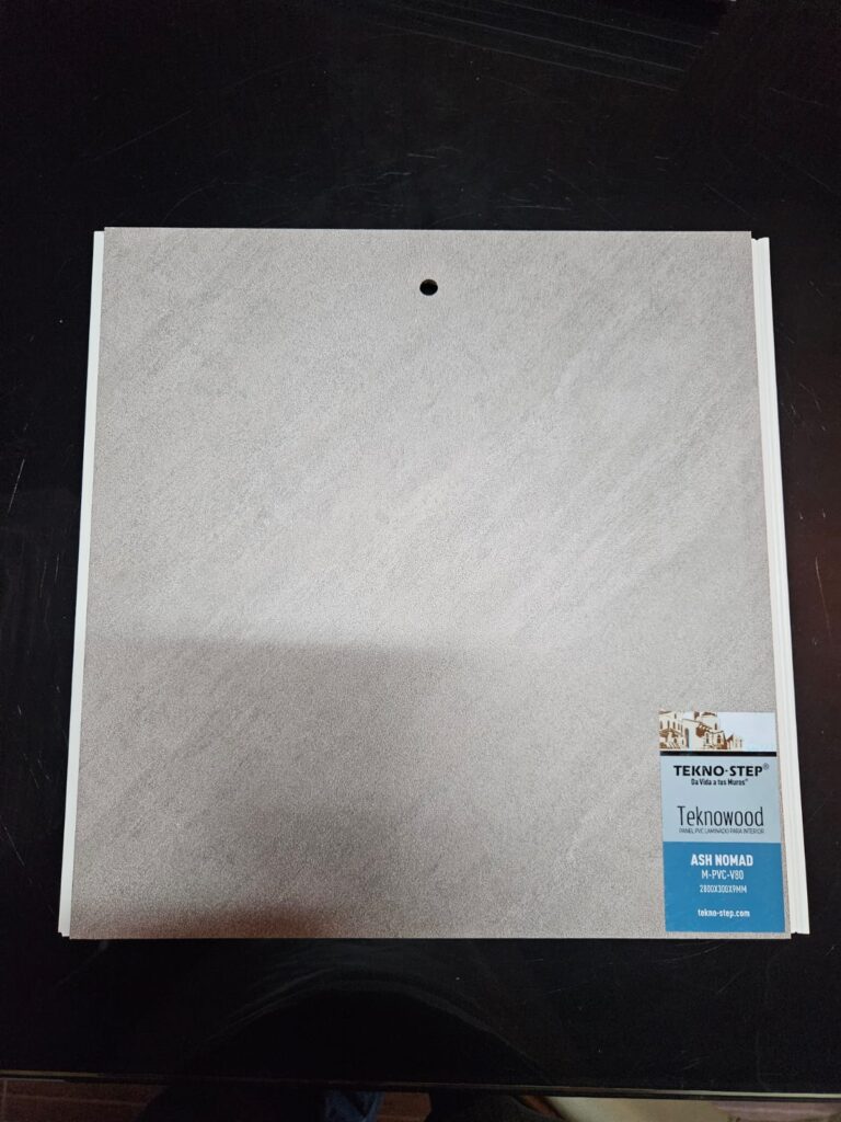 Panel Liso de PVC - Ash nomad