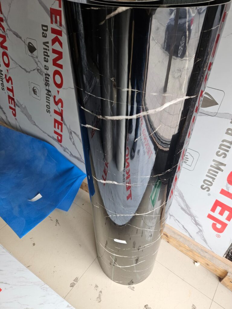 TAPIZ PVC AUTOADHERIBLE - Fes