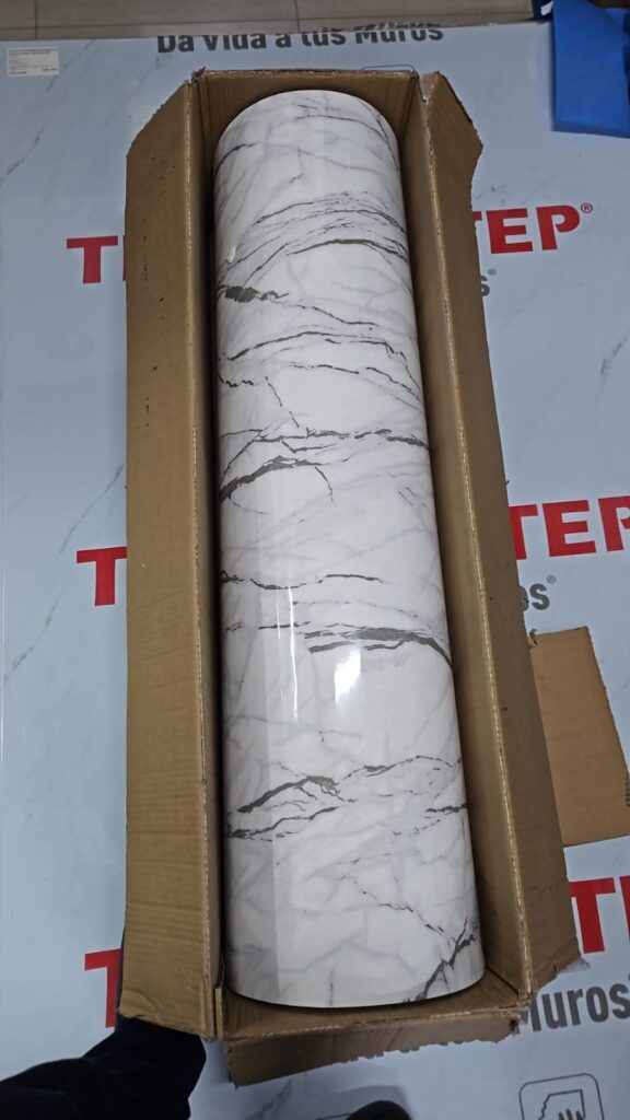 TAPIZ PVC AUTOADHERIBLE - Luanda