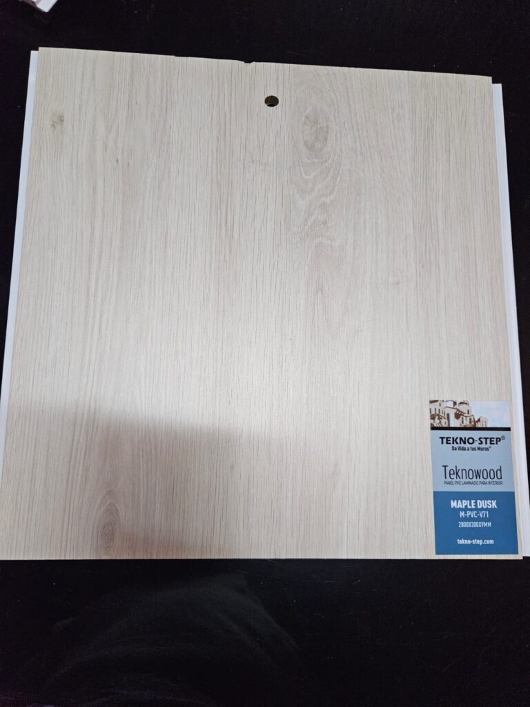 Panel Liso de PVC - Maple dusk