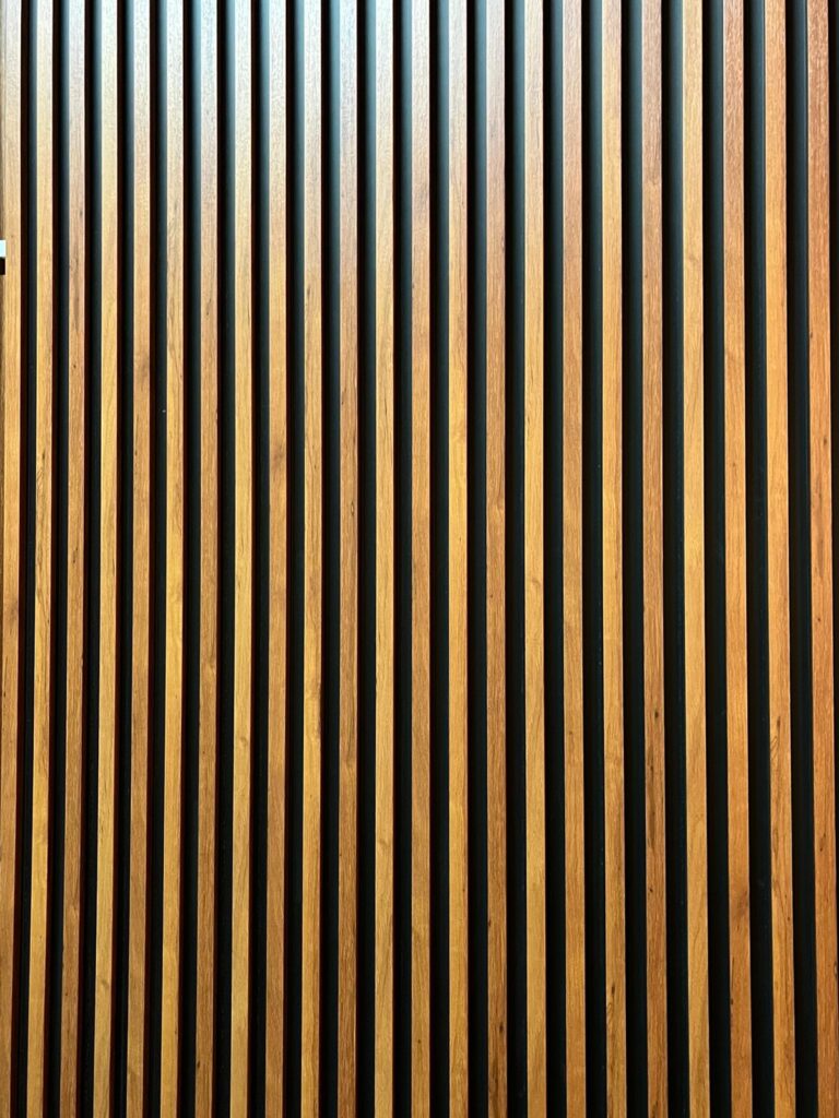 WPC Lambrin Interior - Teak aracajú